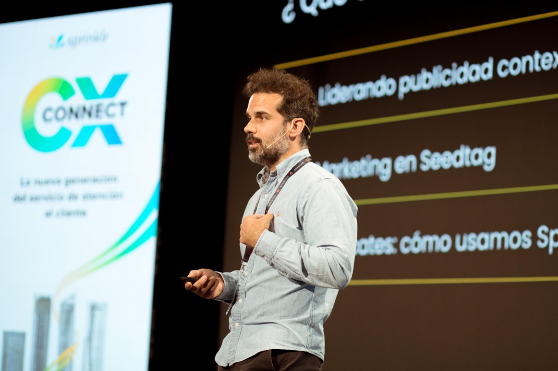 Jordi speaking in Las Vegas